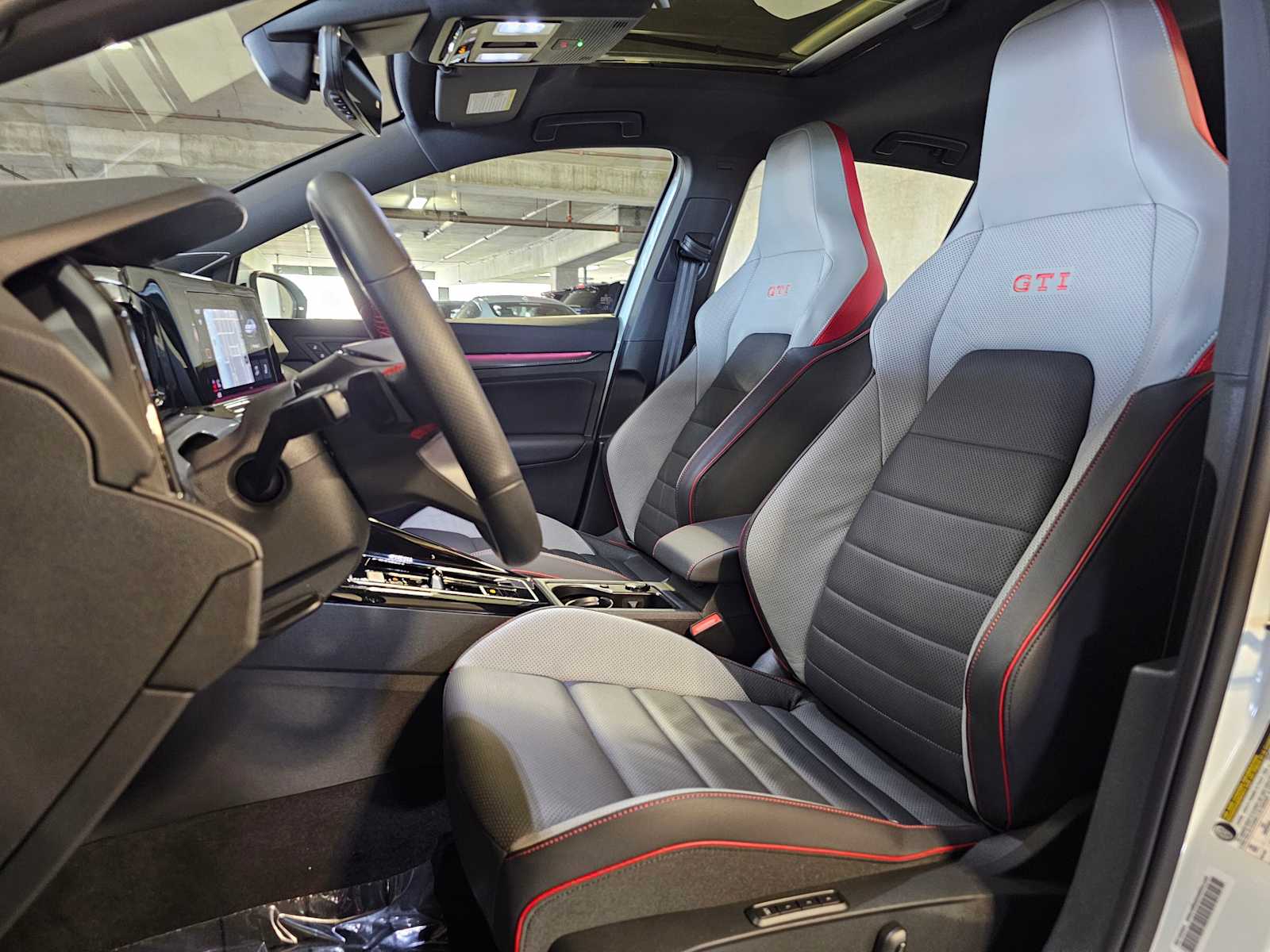 Thumbnail: 2024 Volkswagen Golf - 29