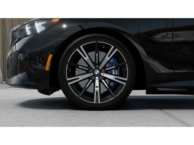 Thumbnail: 2027 BMW 5 Series - 7
