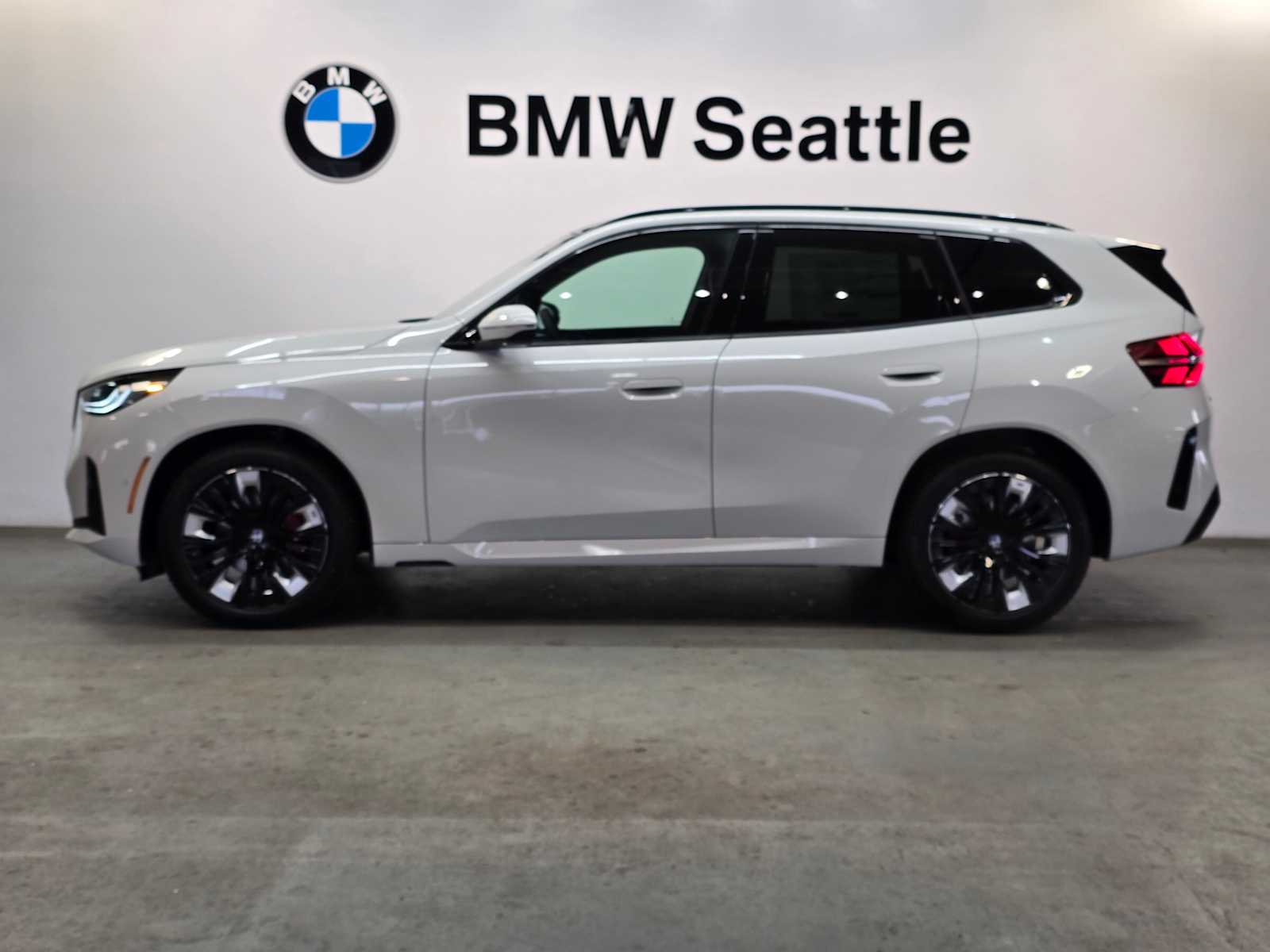 Thumbnail: 2026 BMW X3 - 3