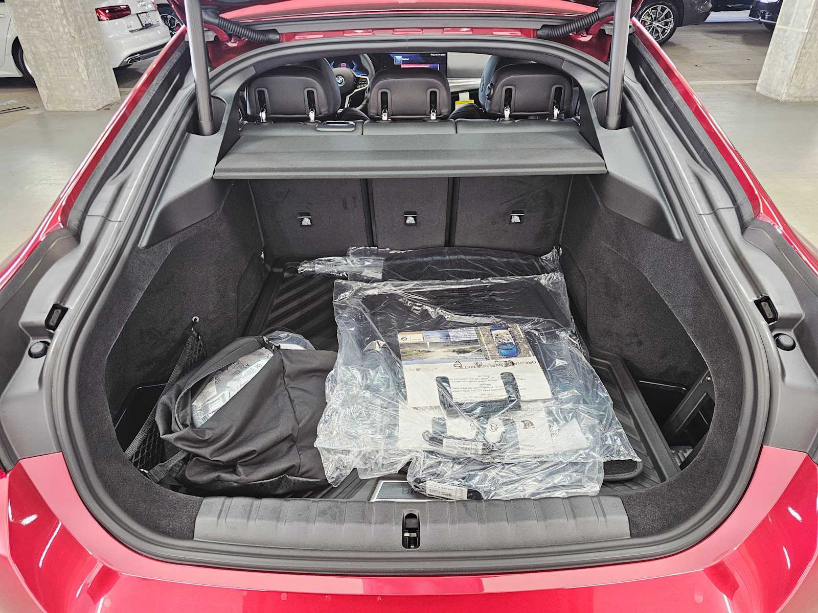 Thumbnail: 2025 BMW i4 - 28