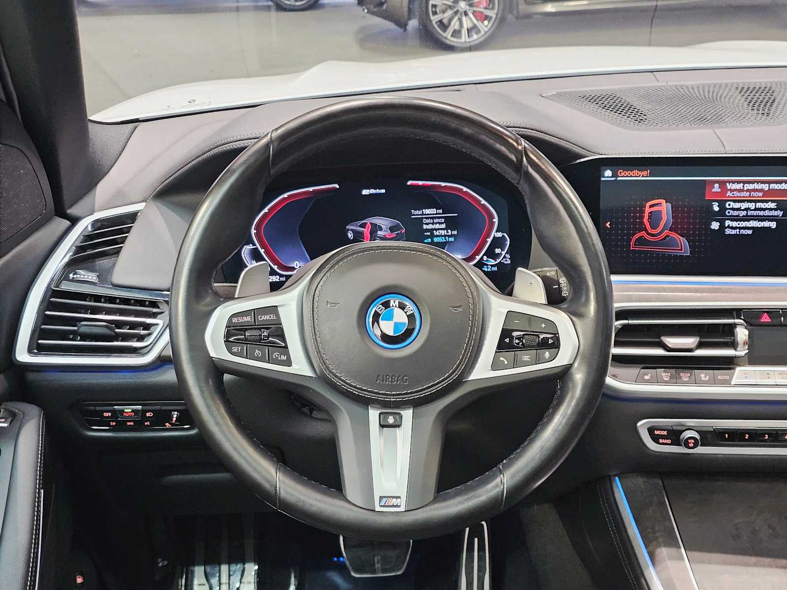 Thumbnail: 2022 BMW X5 - 11