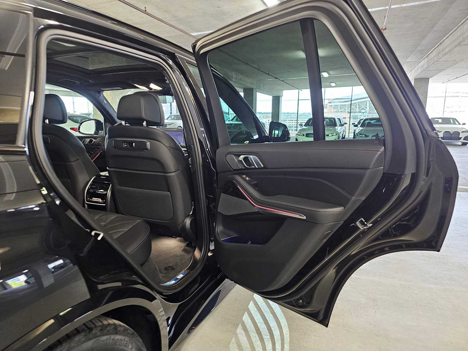 Thumbnail: 2026 BMW X5 - 35