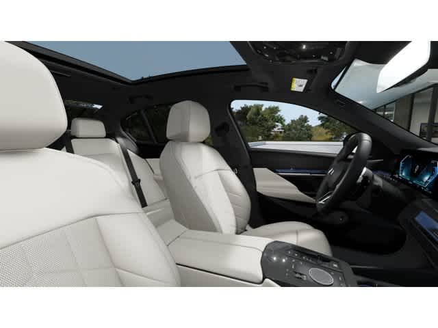 Thumbnail: 2026 BMW 5 Series - 9