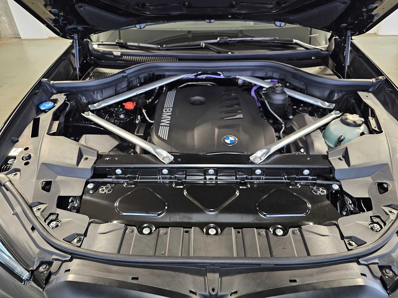 Thumbnail: 2026 BMW X5 - 9