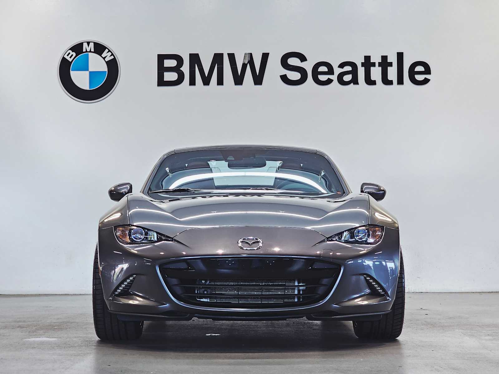Thumbnail: 2017 Mazda MX-5 Miata - 5