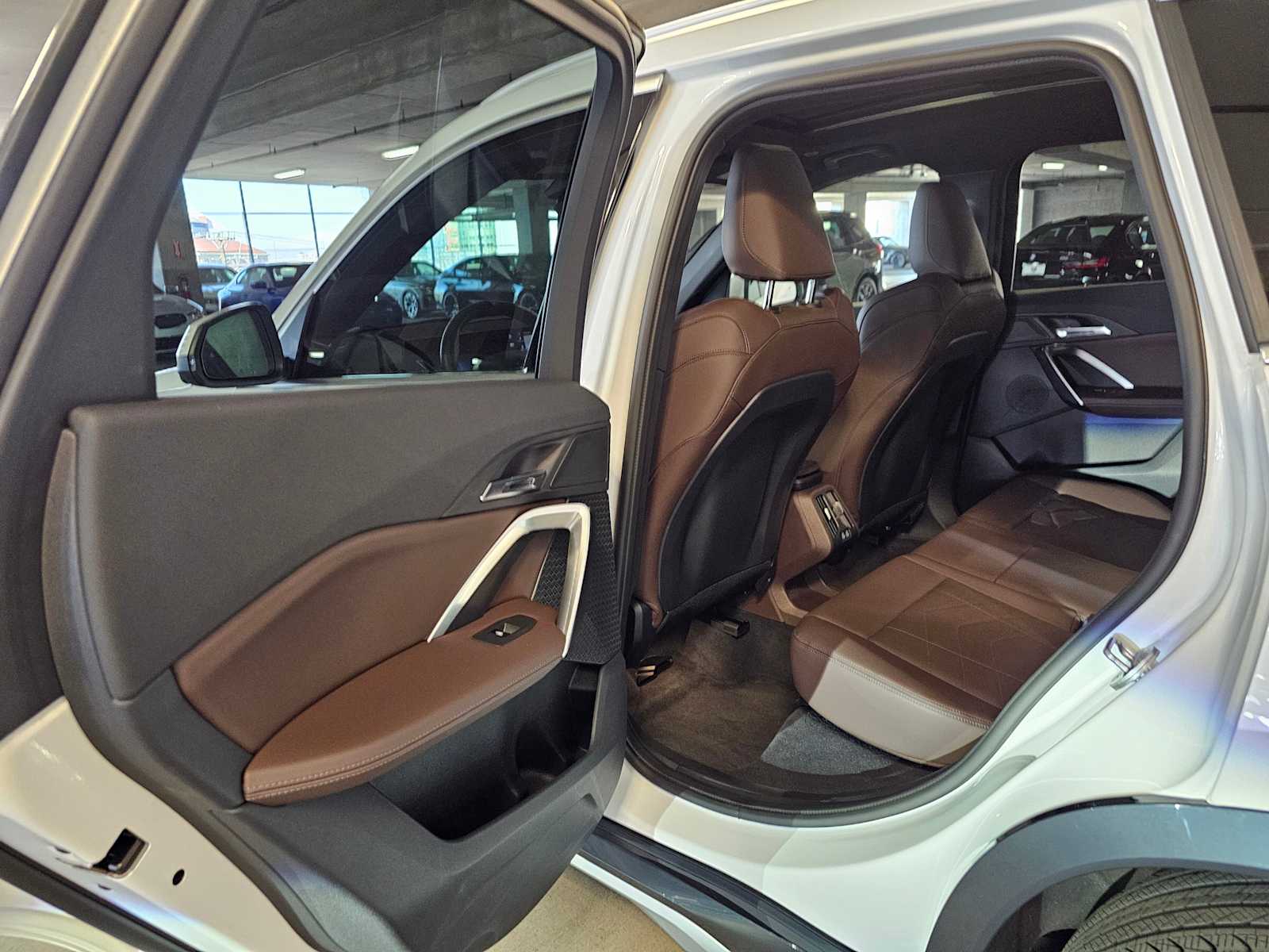 Thumbnail: 2025 BMW X1 - 36