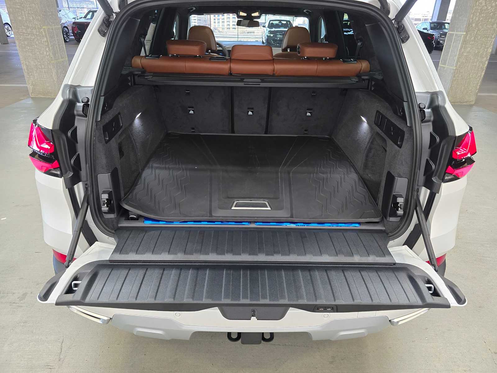 Thumbnail: 2026 BMW X5 - 34