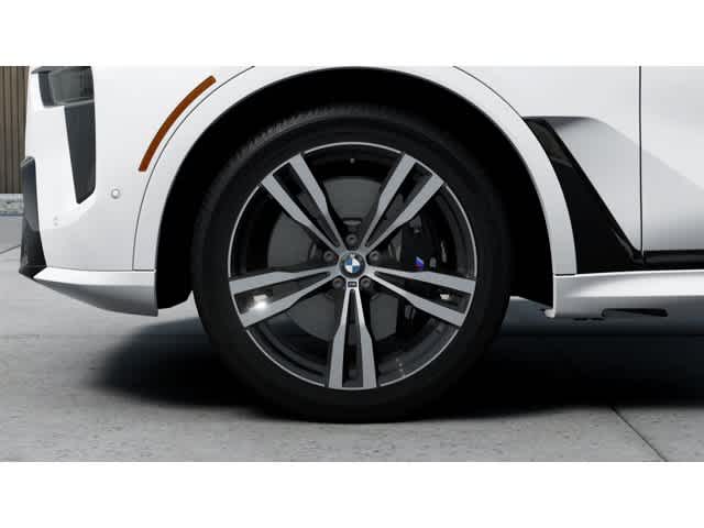Thumbnail: 2026 BMW X7 - 7