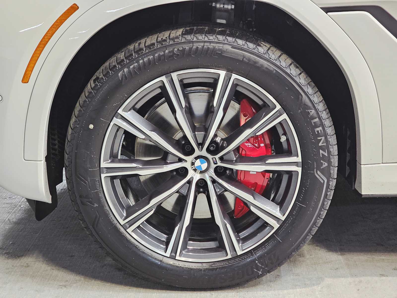 Thumbnail: 2026 BMW X6 - 8