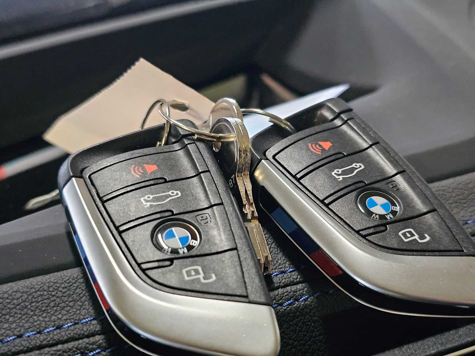 Thumbnail: 2024 BMW 3 Series - 44