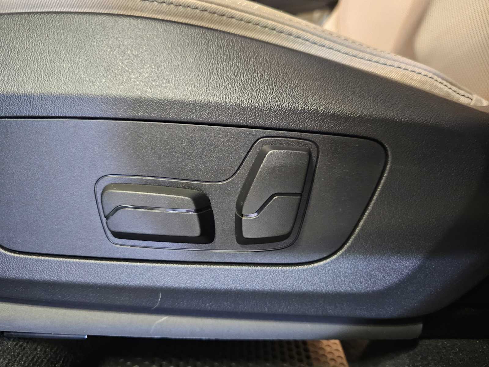 Thumbnail: 2025 BMW X1 - 27