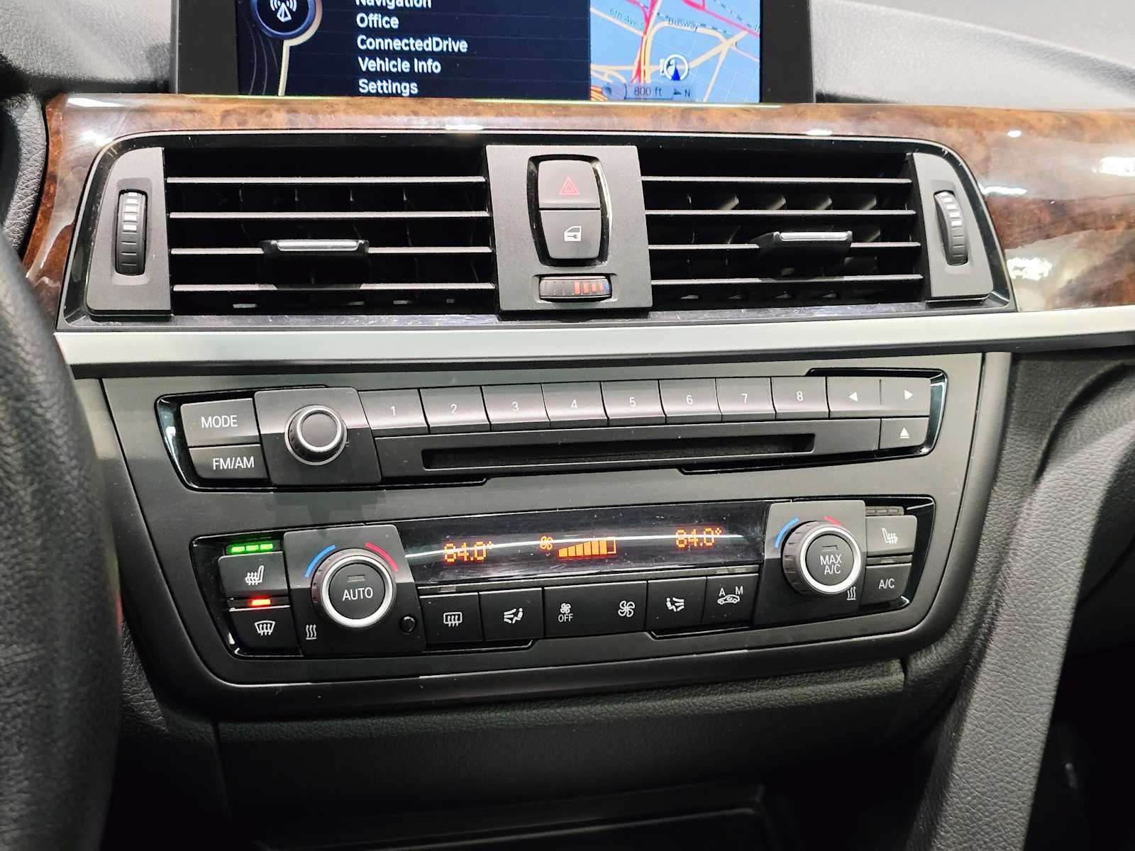 Thumbnail: 2013 BMW 3 Series - 14