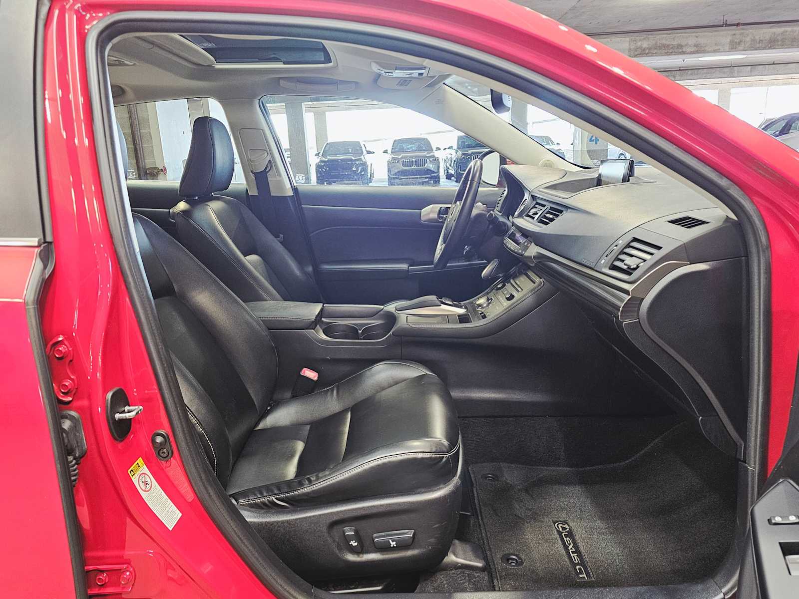 Thumbnail: 2014 Lexus CT - 27