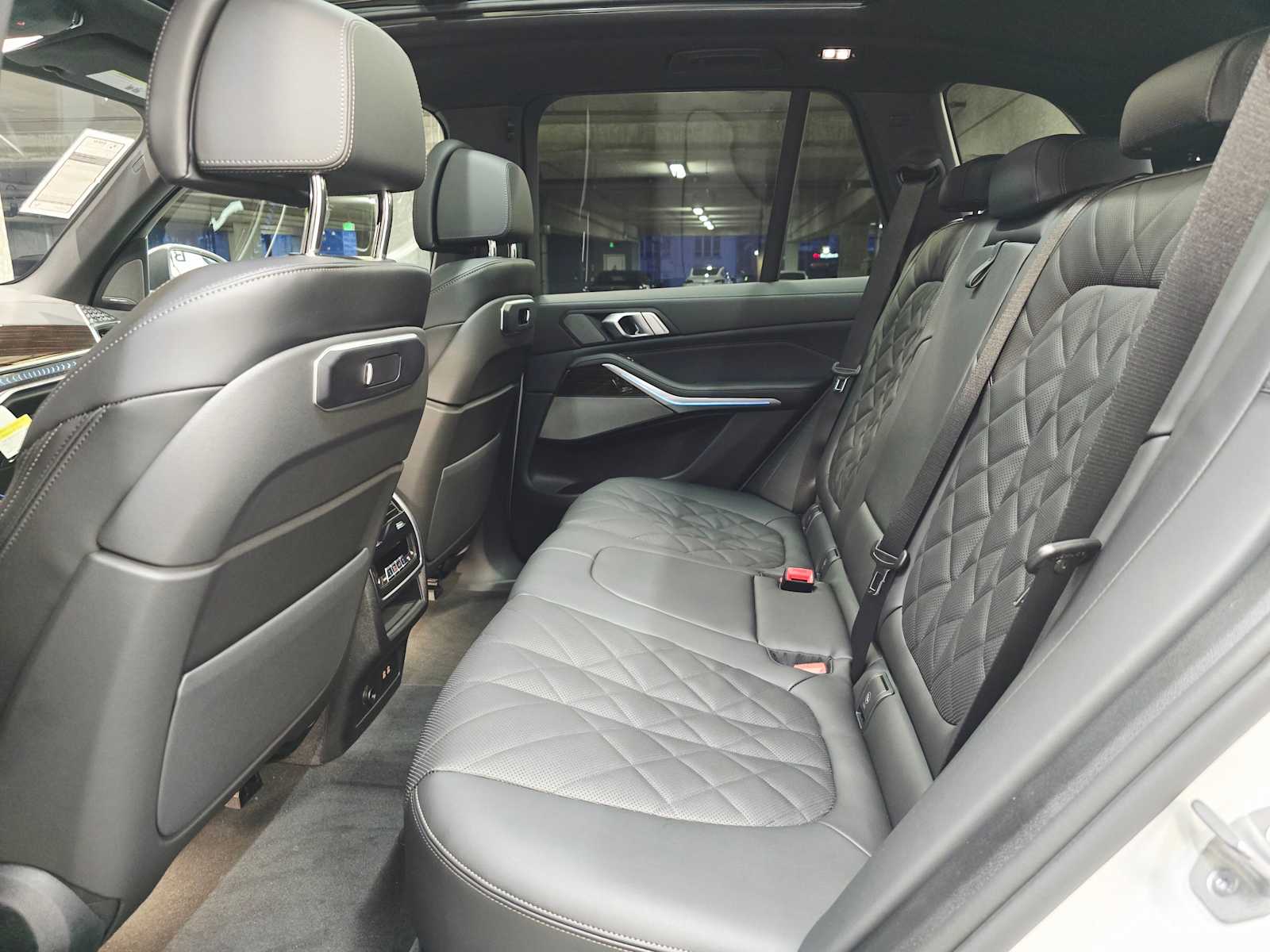 Thumbnail: 2026 BMW X5 - 25