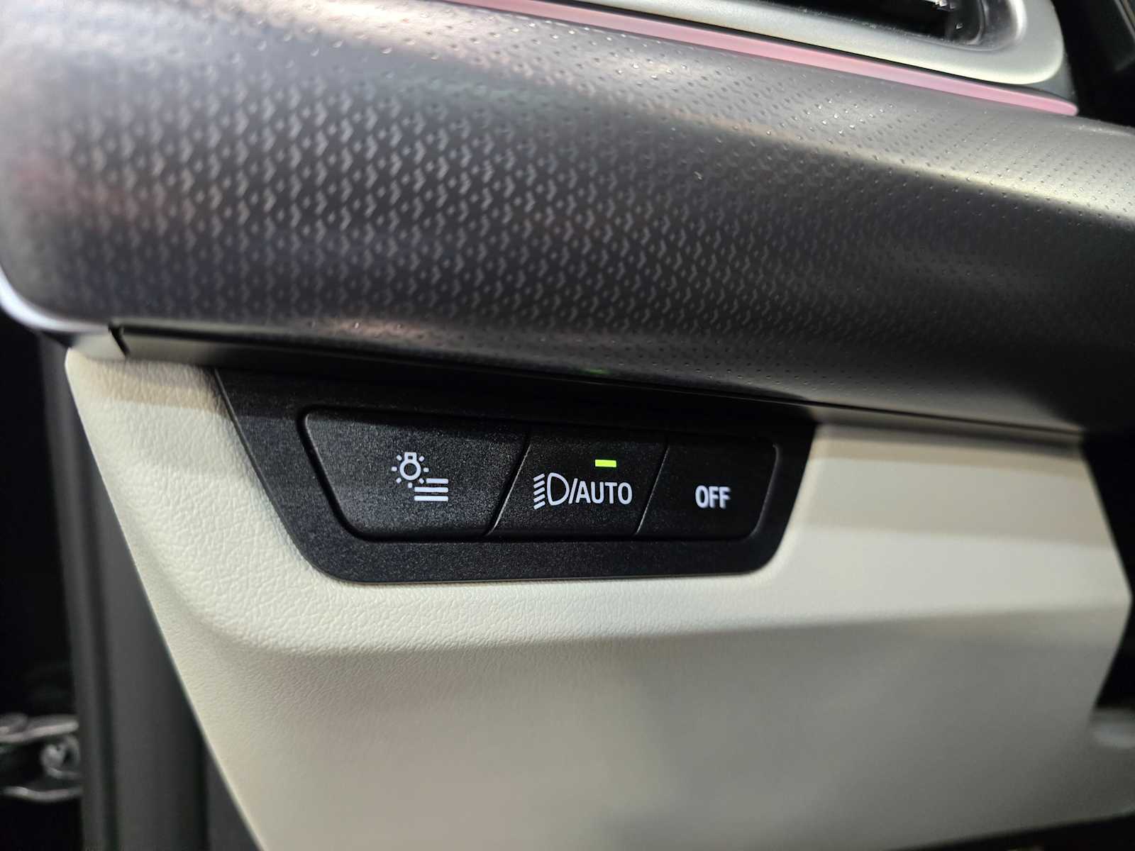 Thumbnail: 2026 BMW X1 - 19