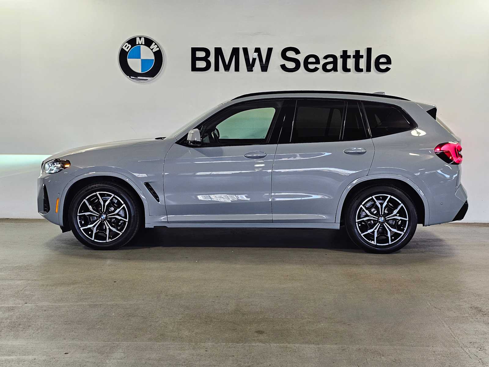 Thumbnail: 2023 BMW X3 - 3