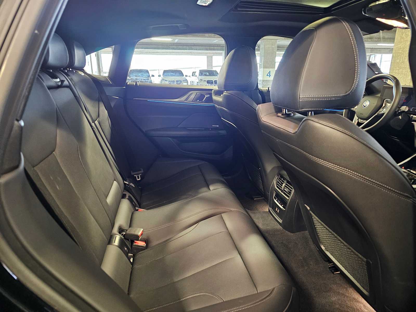 Thumbnail: 2024 BMW i4 - 40