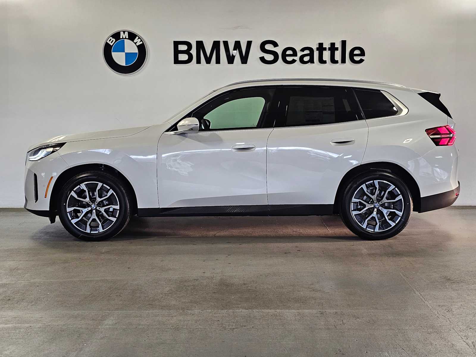 Thumbnail: 2026 BMW X3 - 3