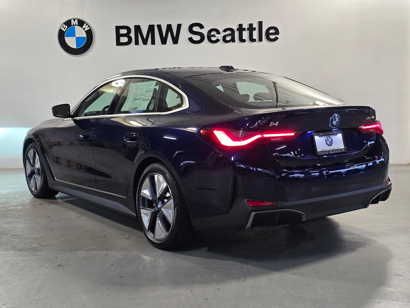 Thumbnail: 2025 BMW i4 - 4