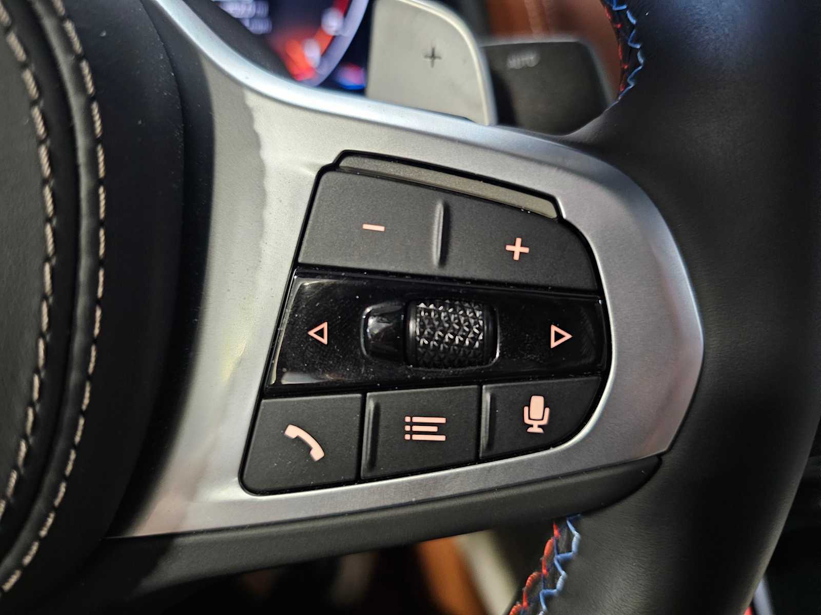 Thumbnail: 2025 BMW 8 Series - 19