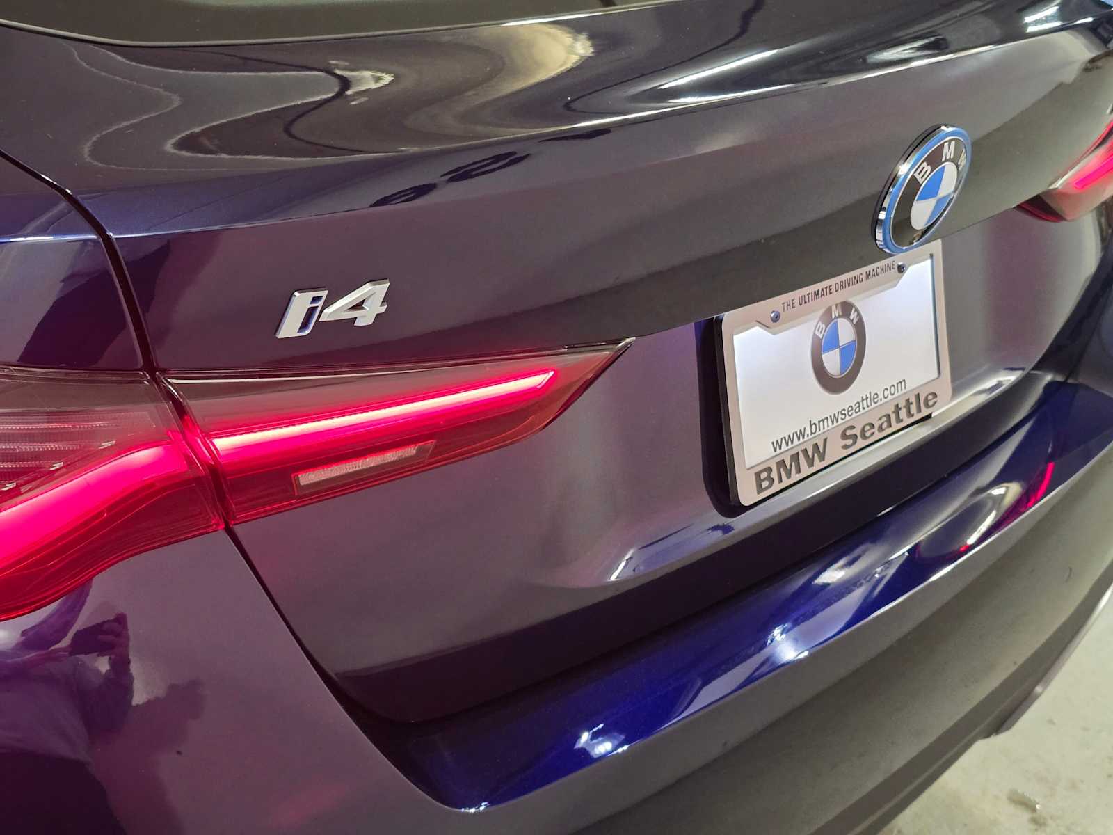 Thumbnail: 2025 BMW i4 - 7