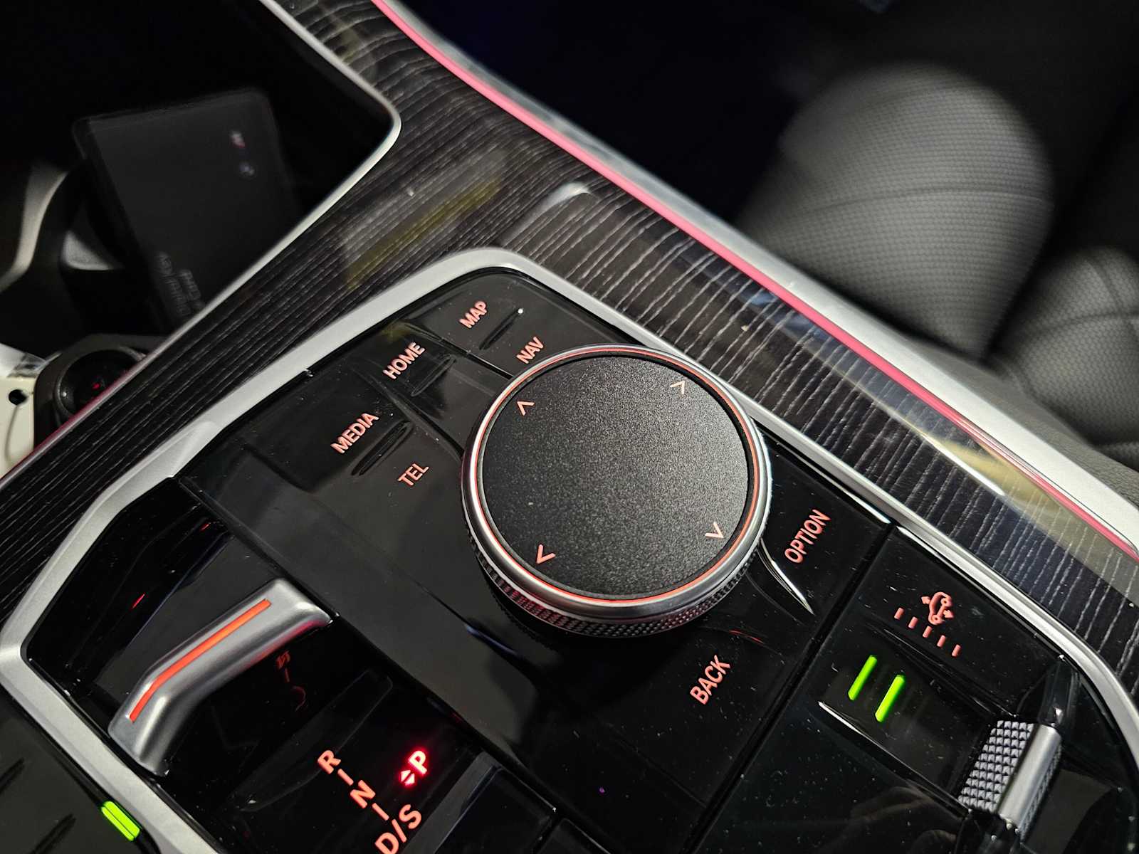 Thumbnail: 2026 BMW X5 - 25