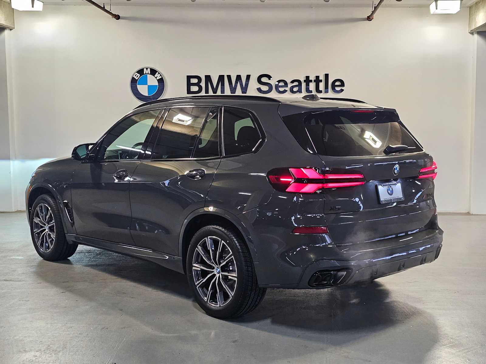 Thumbnail: 2026 BMW X5 - 4