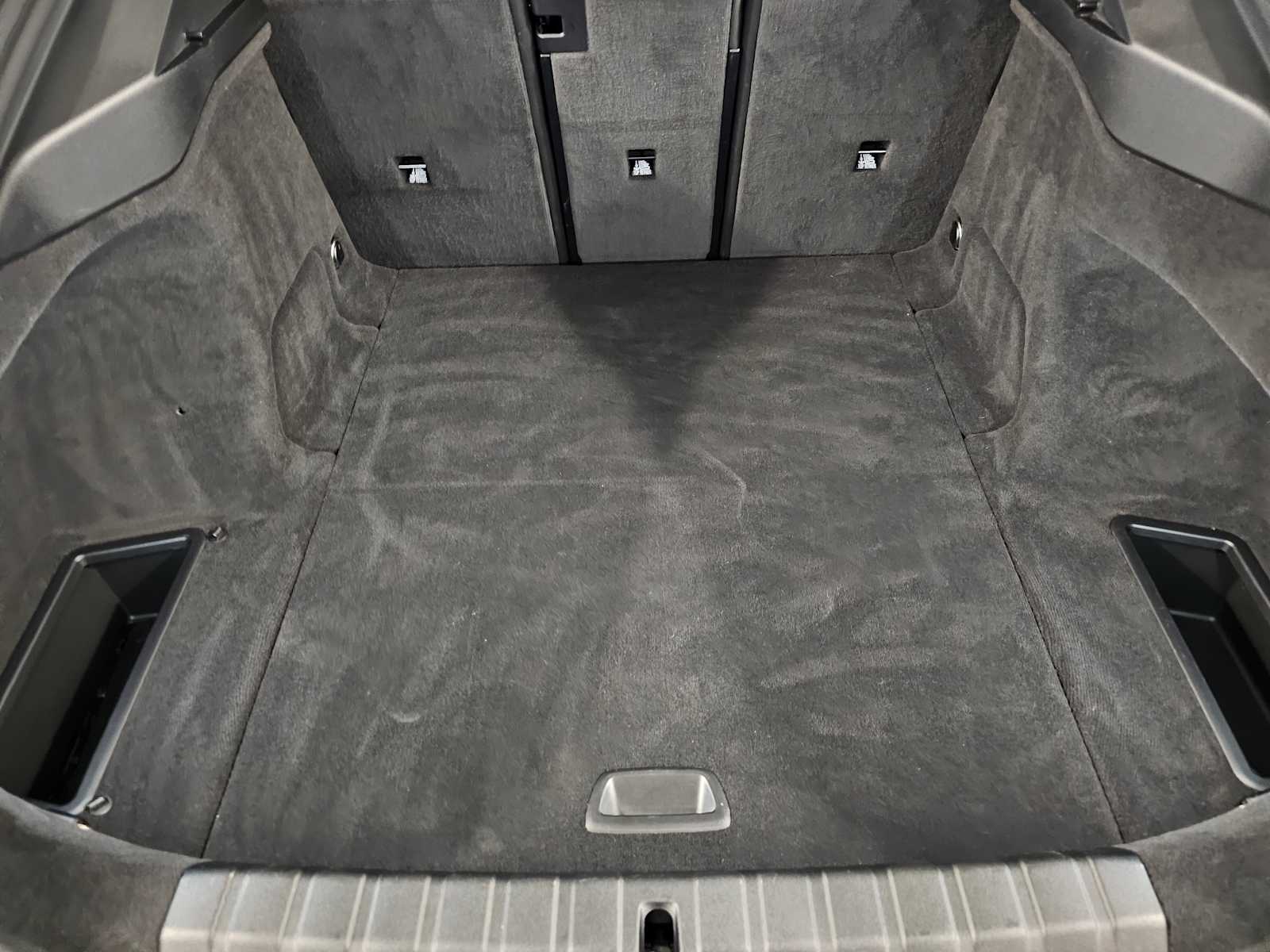 Thumbnail: 2023 BMW i4 - 44