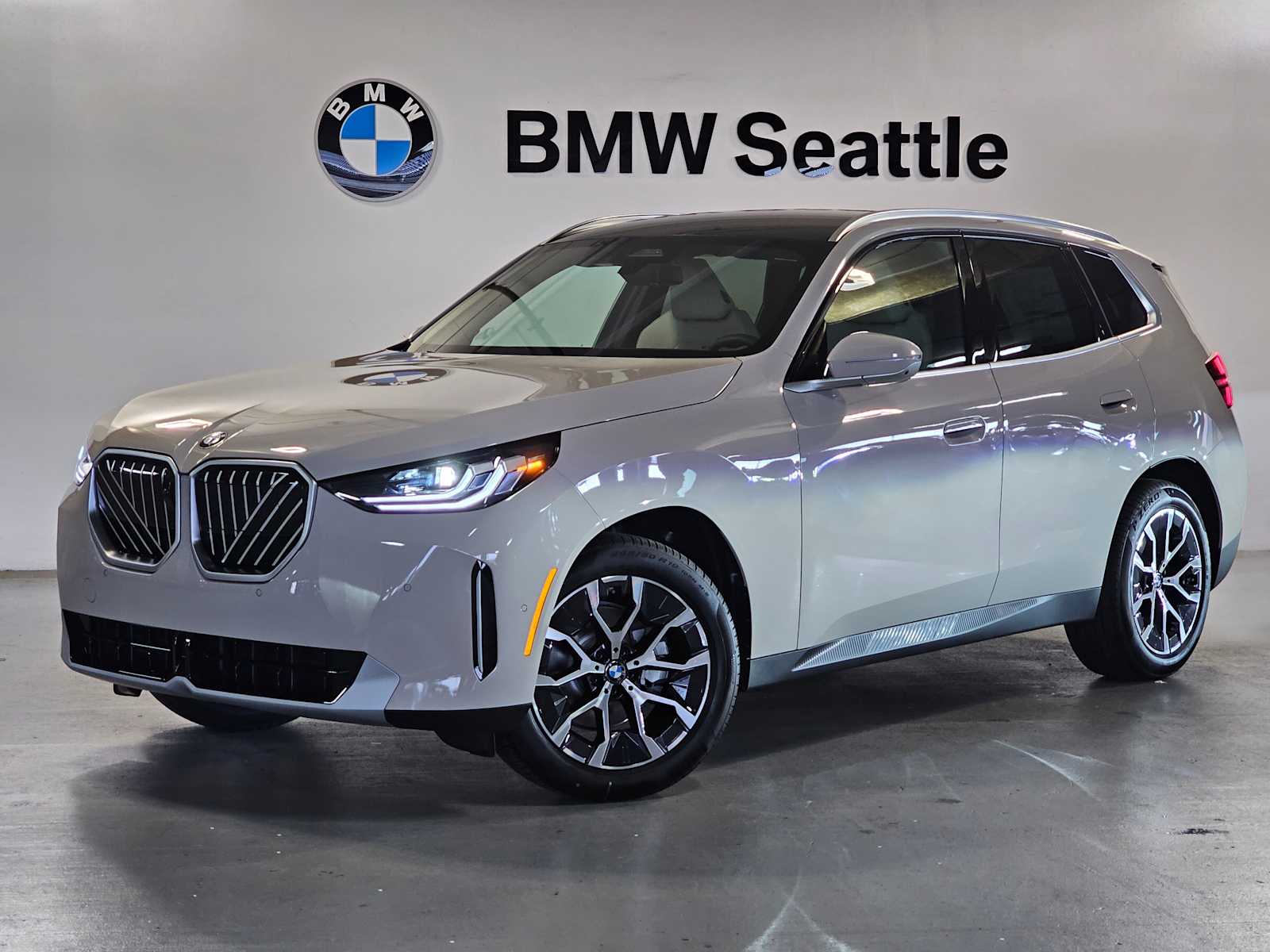 Thumbnail: 2026 BMW X3 - 1