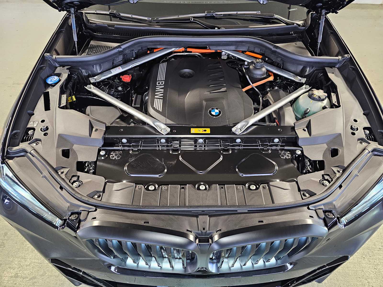 Thumbnail: 2026 BMW X5 - 10