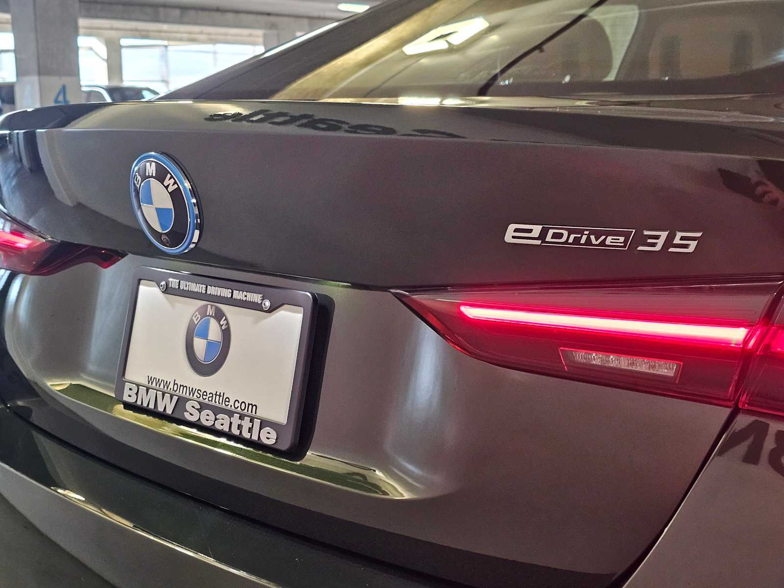 Thumbnail: 2023 BMW i4 - 7