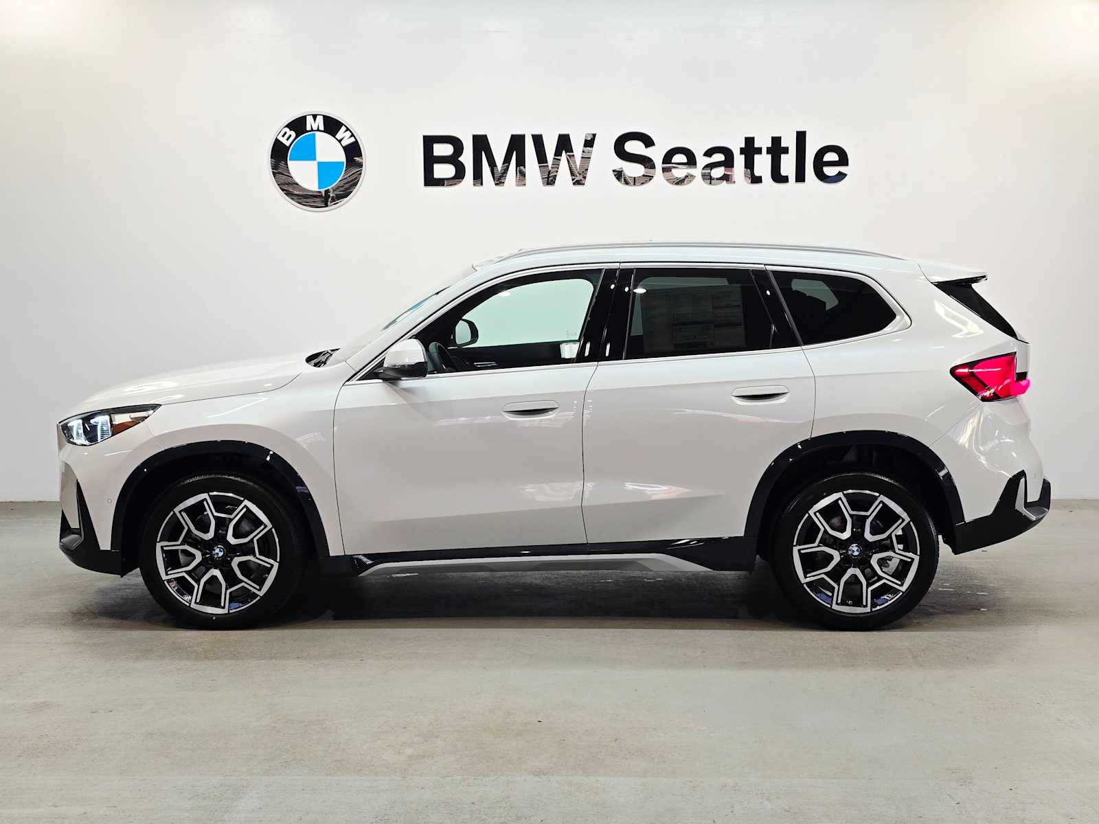 Thumbnail: 2026 BMW X1 - 3