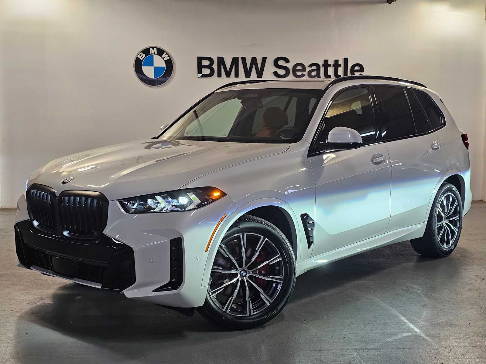 Thumbnail: 2026 BMW X5 - 1