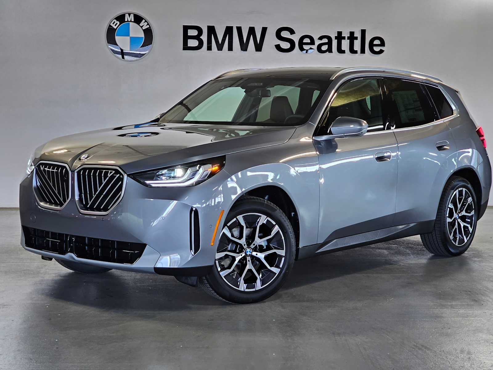 Thumbnail: 2026 BMW X3 - 1