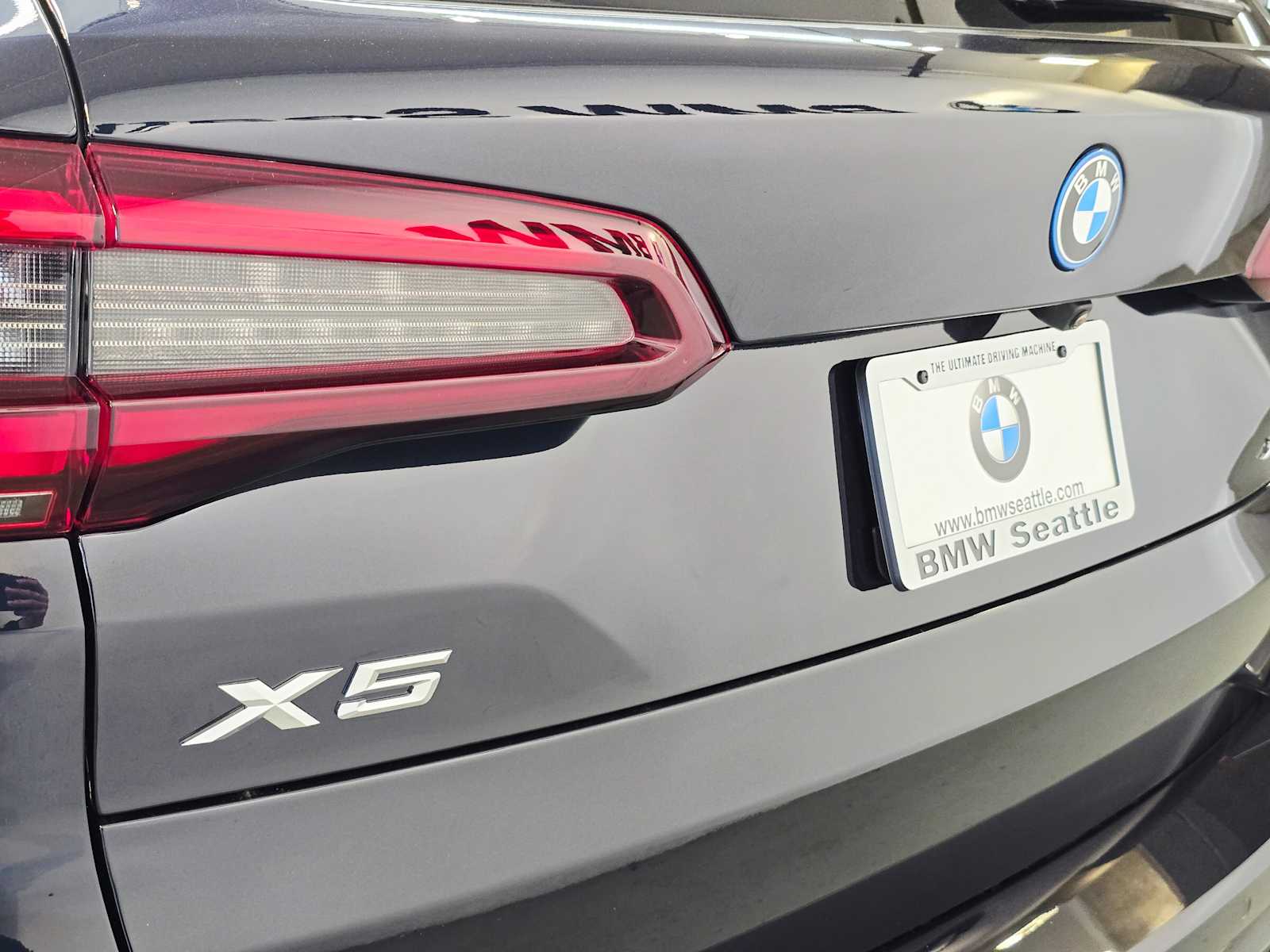 Thumbnail: 2023 BMW X5 - 7
