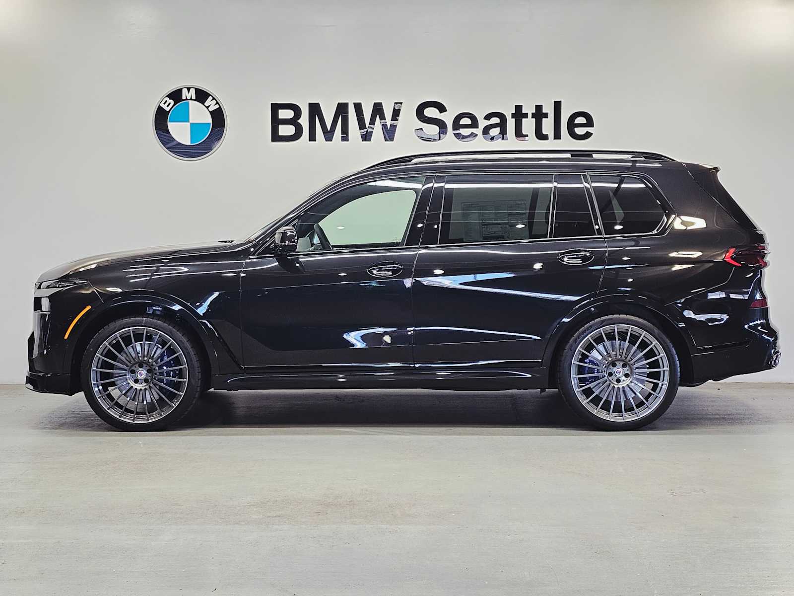 Thumbnail: 2026 BMW X7 - 3