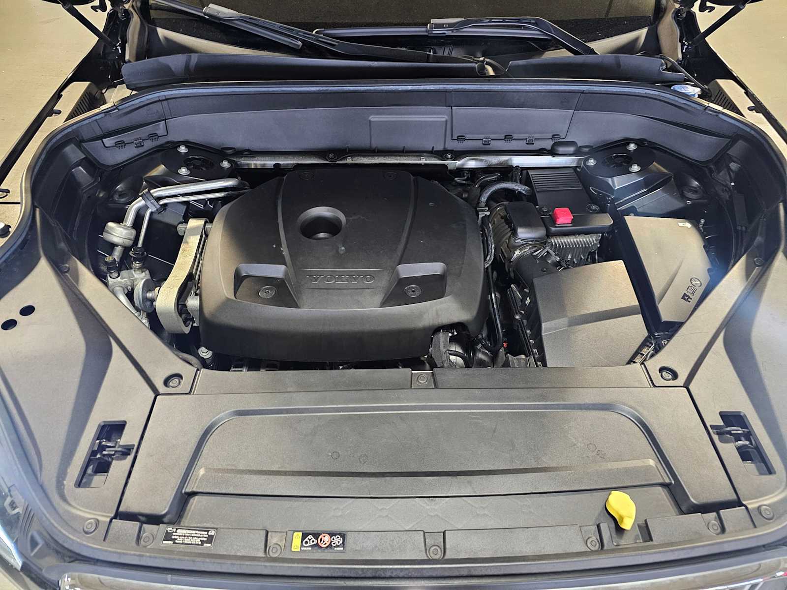 Thumbnail: 2016 Volvo XC90 - 9