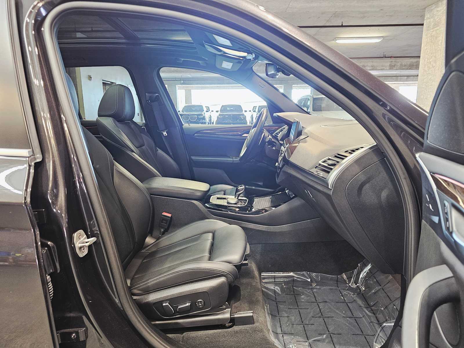 Thumbnail: 2024 BMW X3 - 27