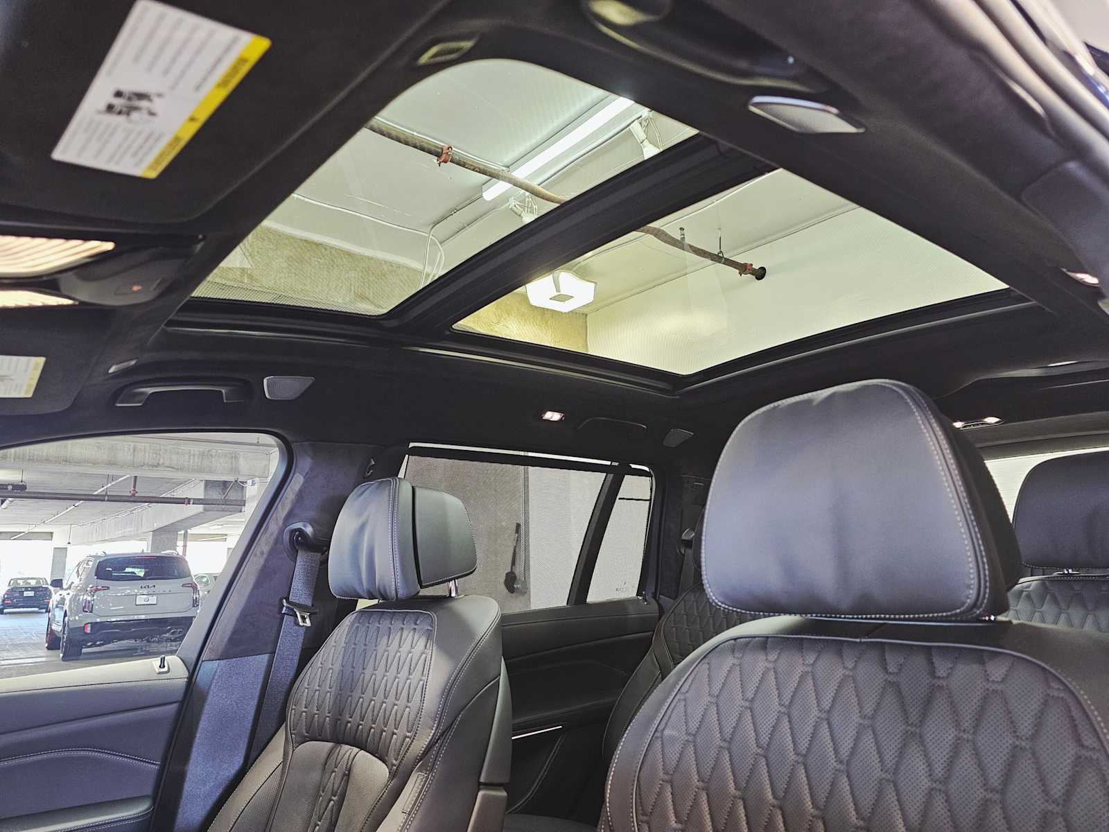 Thumbnail: 2026 BMW X7 - 24