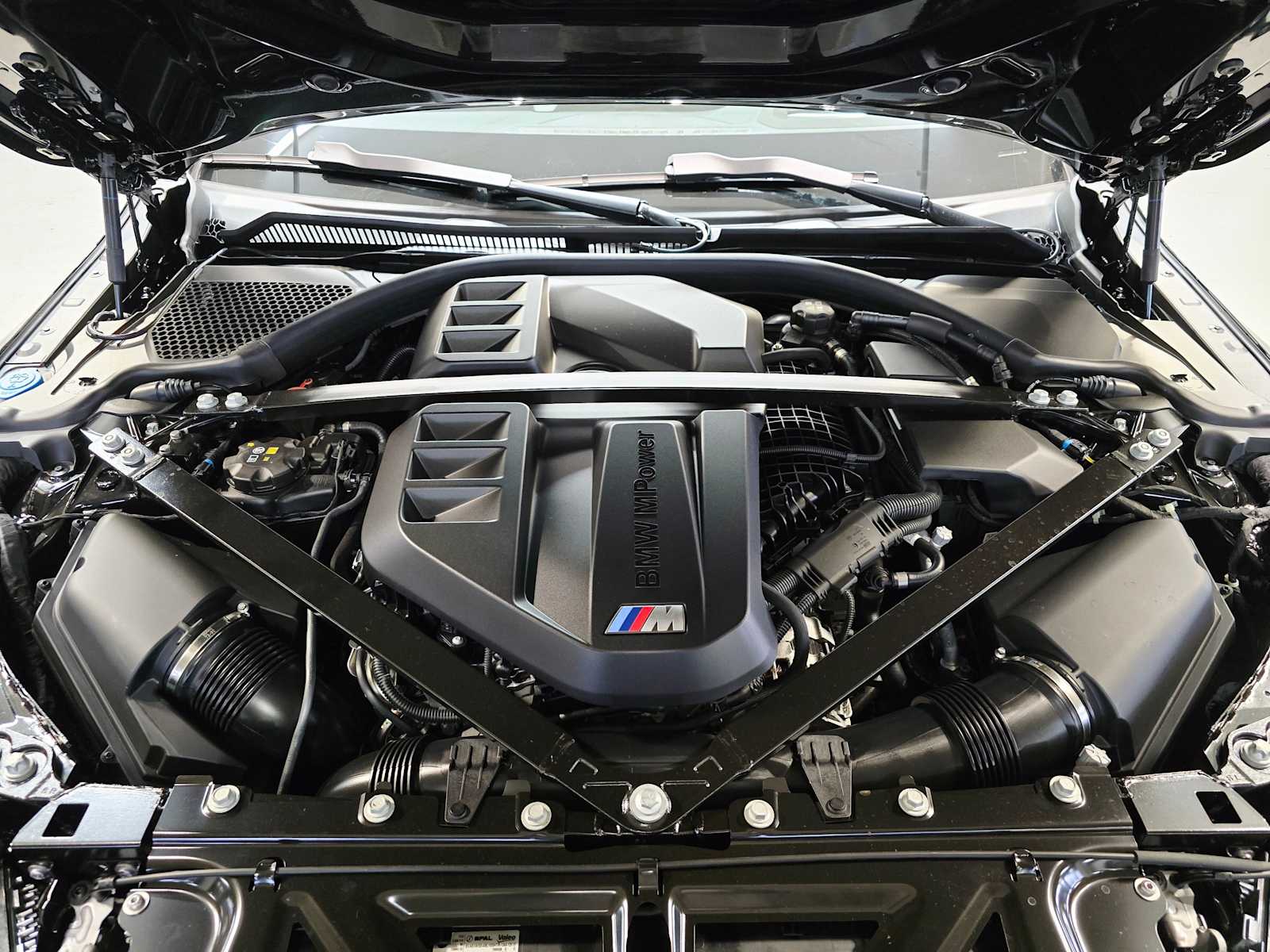 Thumbnail: 2026 BMW M3 - 9