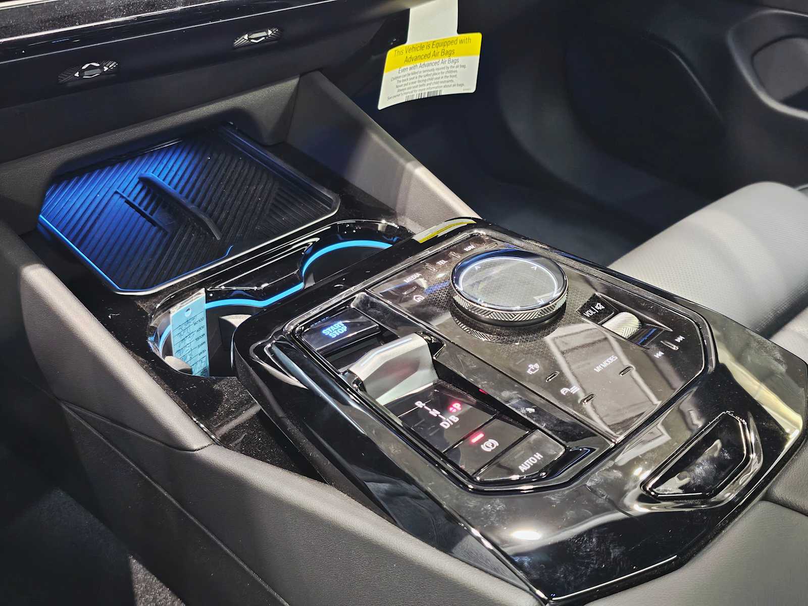 Thumbnail: 2025 BMW i5 - 17