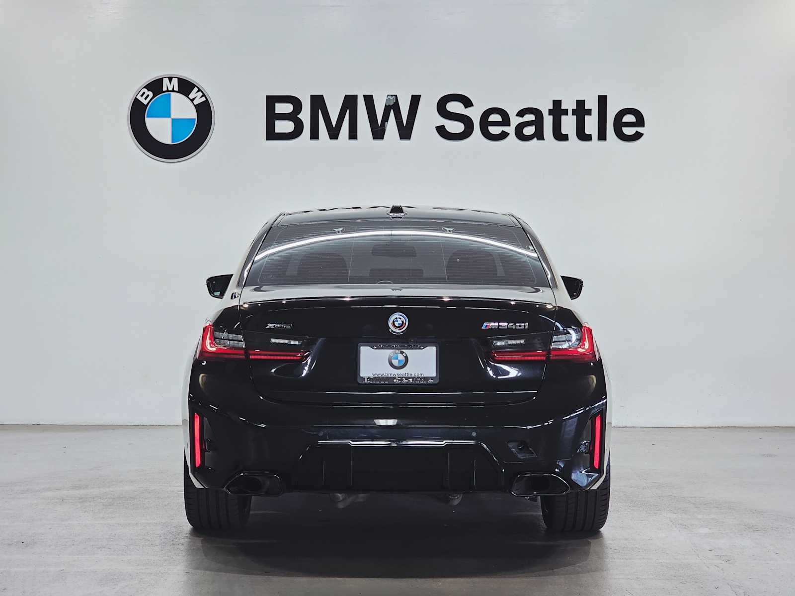 Thumbnail: 2023 BMW 3 Series - 5