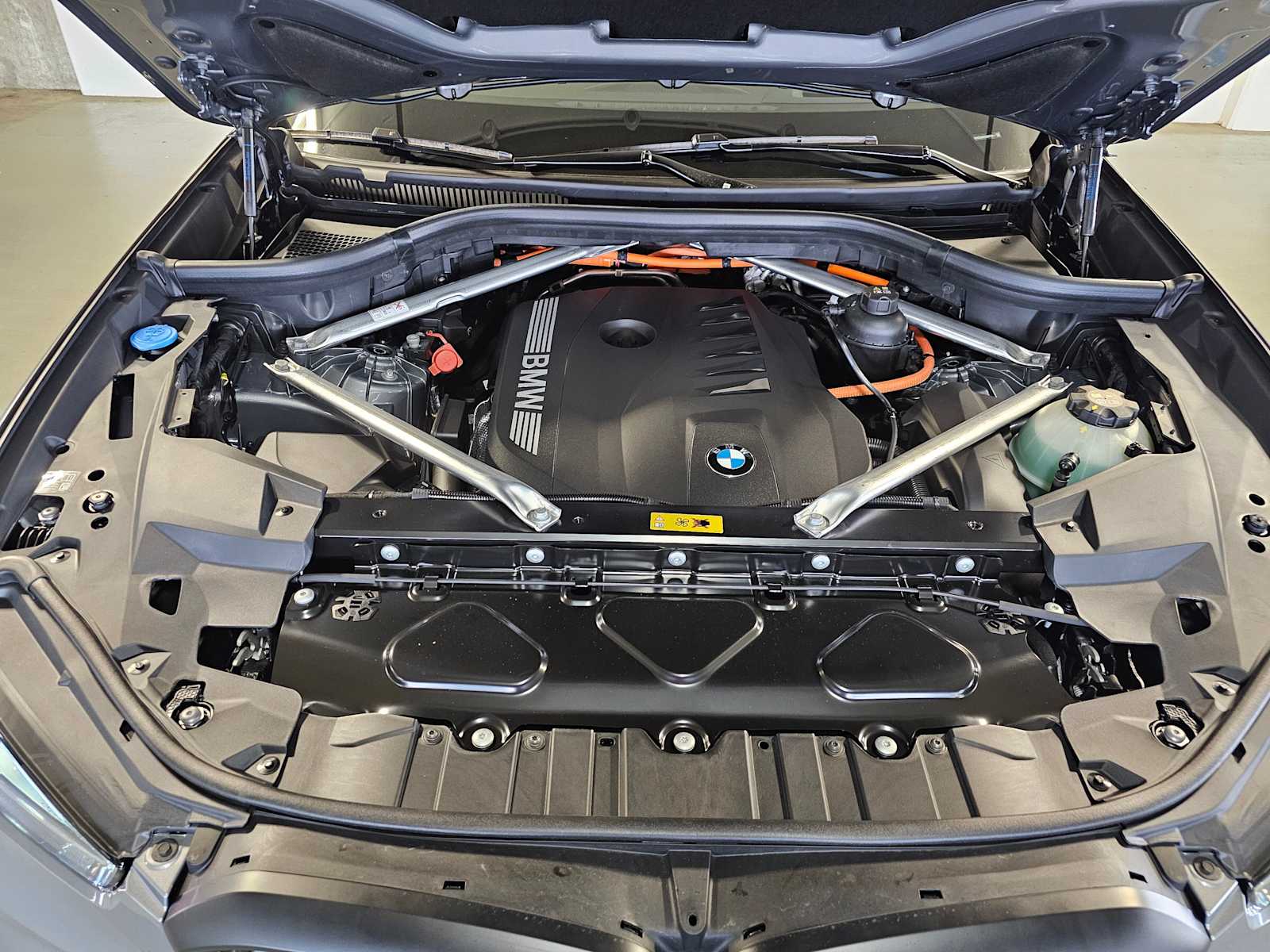 Thumbnail: 2026 BMW X5 - 9