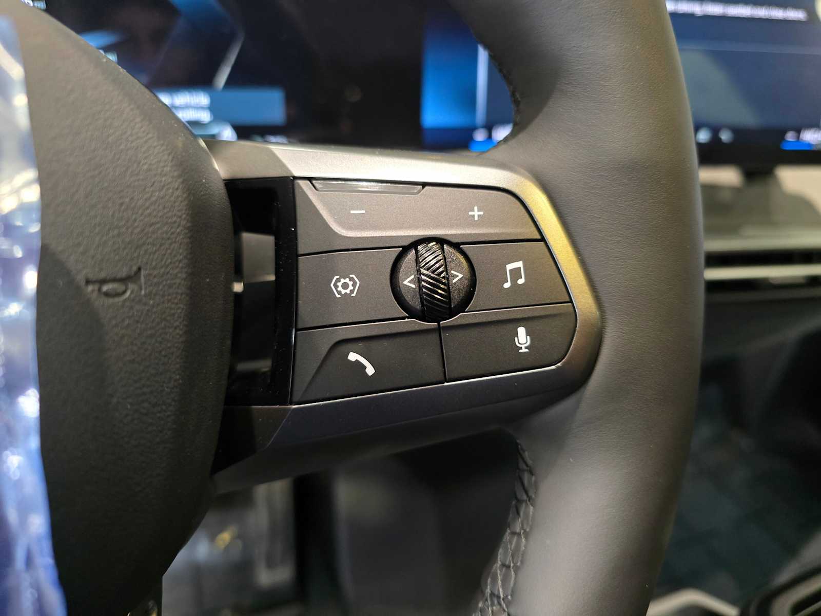 Thumbnail: 2026 BMW iX - 17