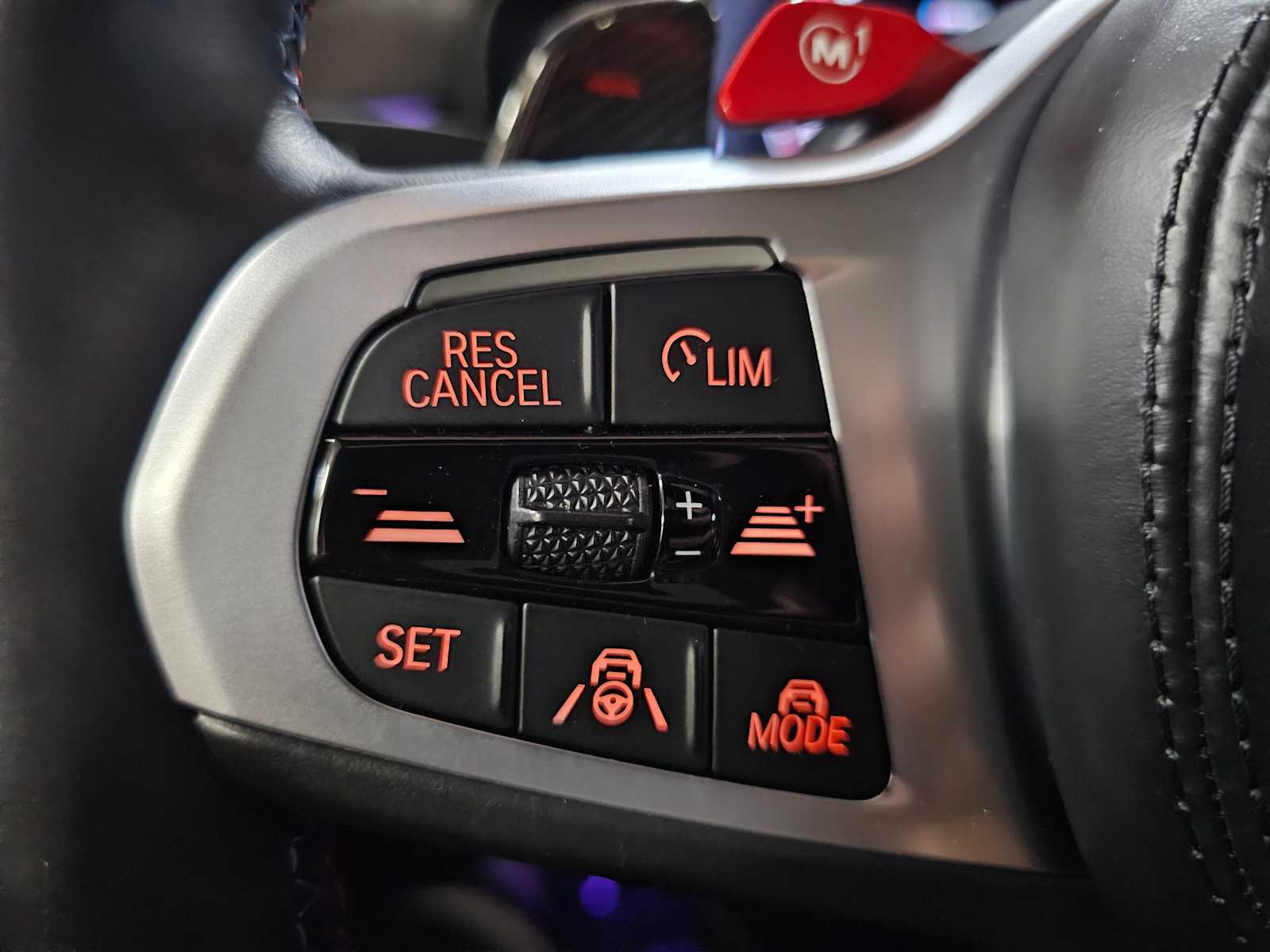 Thumbnail: 2021 BMW M5 - 21