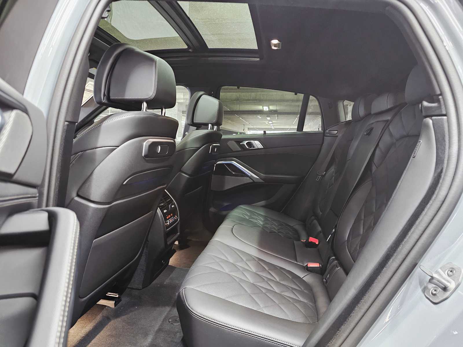 Thumbnail: 2026 BMW X6 - 25