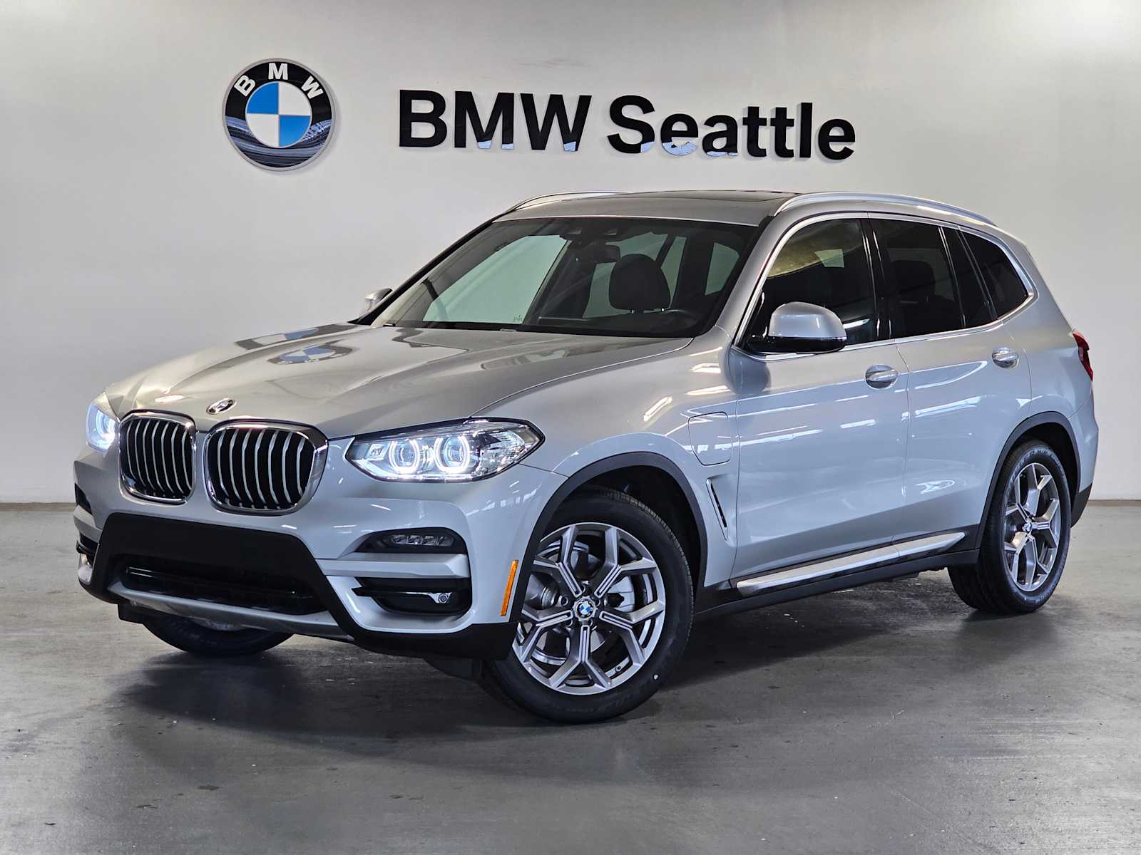 Thumbnail: 2021 BMW X3 - 1