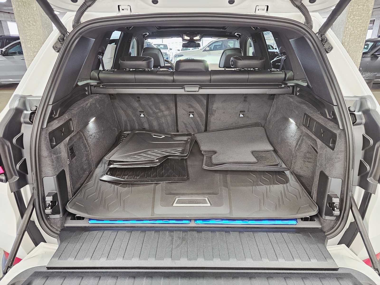 Thumbnail: 2026 BMW X5 - 28