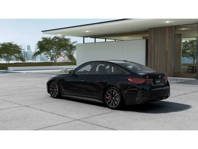 Thumbnail: 2026 BMW i4 - 2