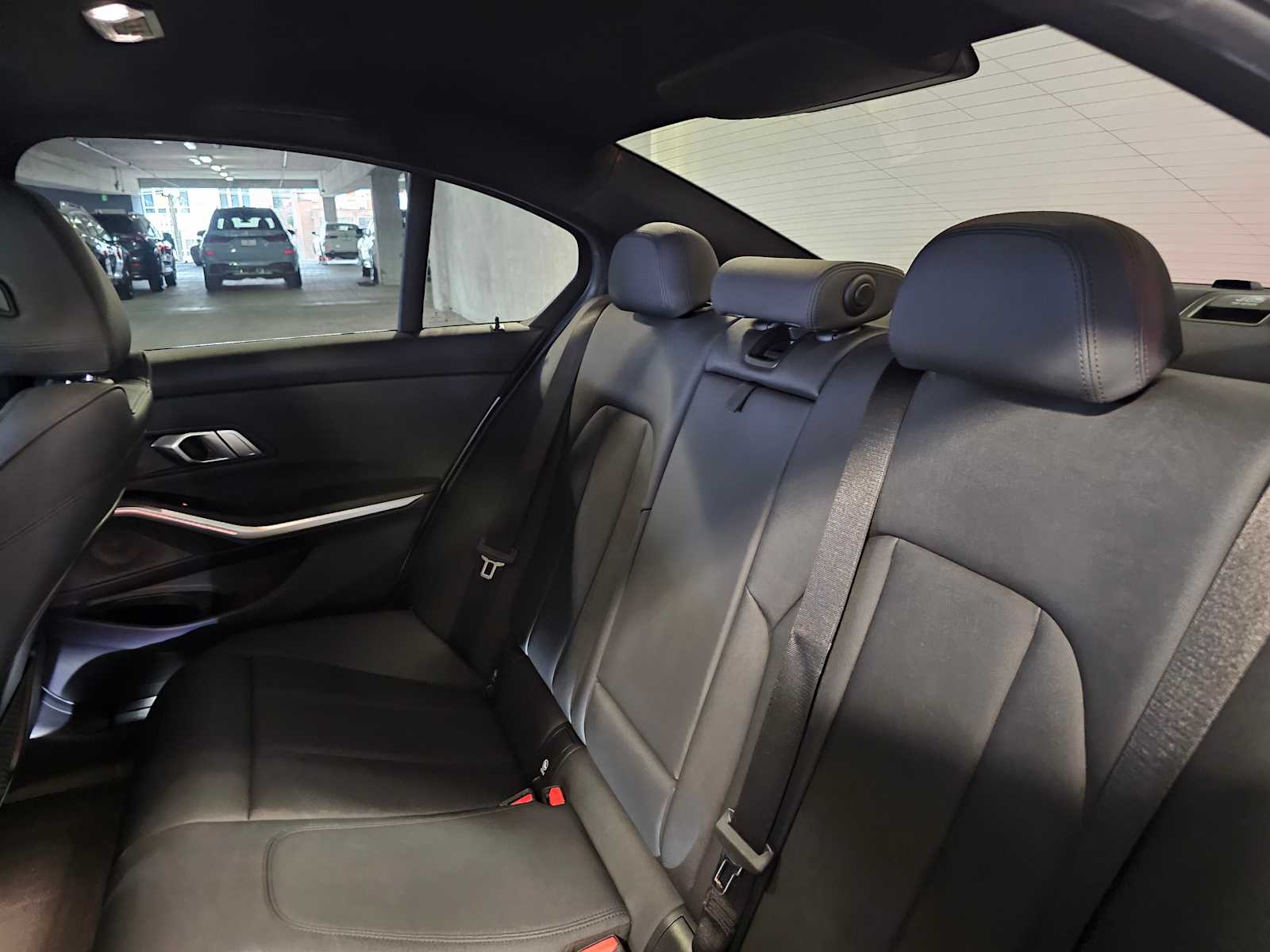 Thumbnail: 2021 BMW 3 Series - 36